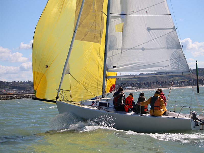 Balade nautique en voilier entre Touques et Mer