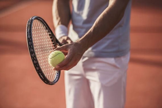 Terrain de tennis à Saint-Laurent en Grandvaux