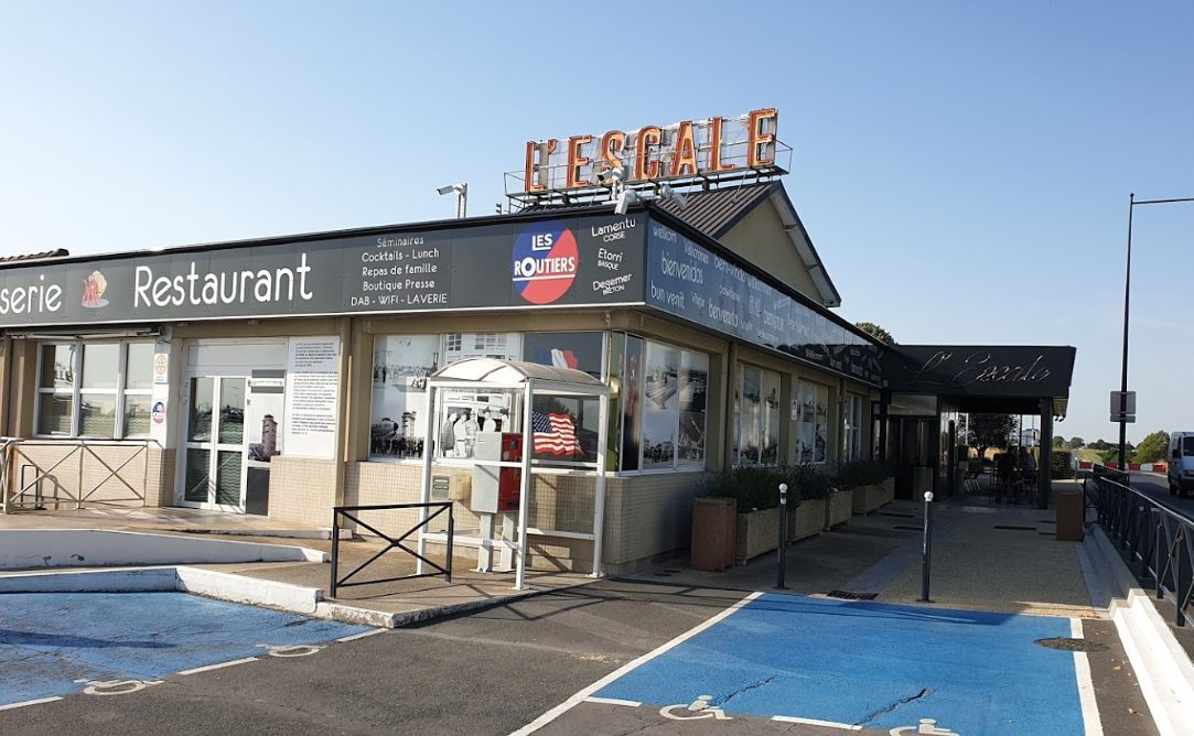 Escale Village