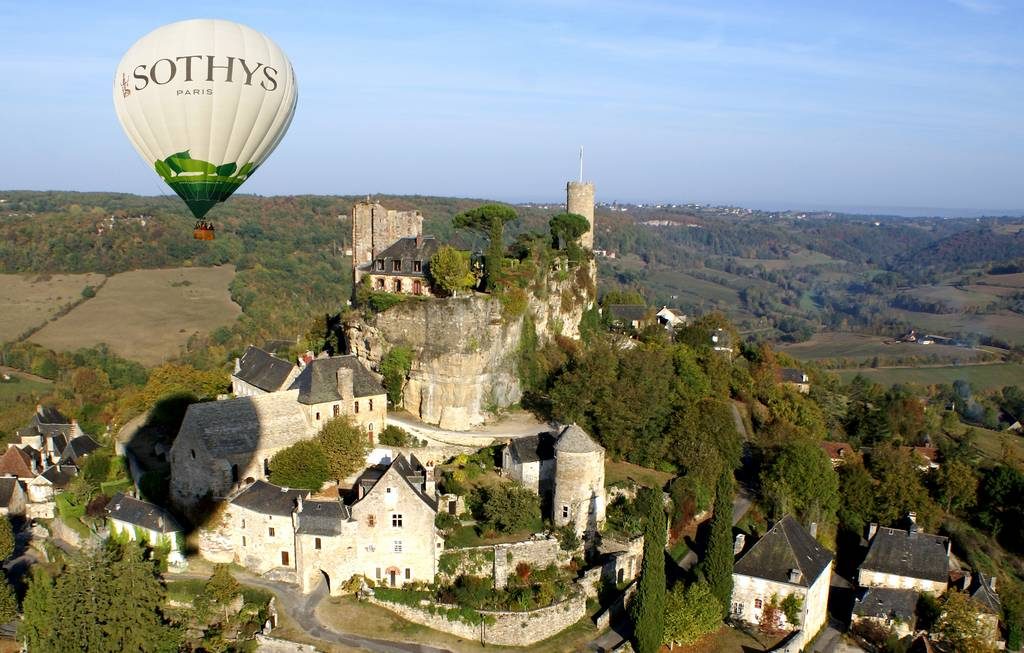 Site d'envol de Corrèze Montgolfière à Turenne