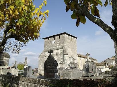 Eglise Sainte-Croix de Bayas
