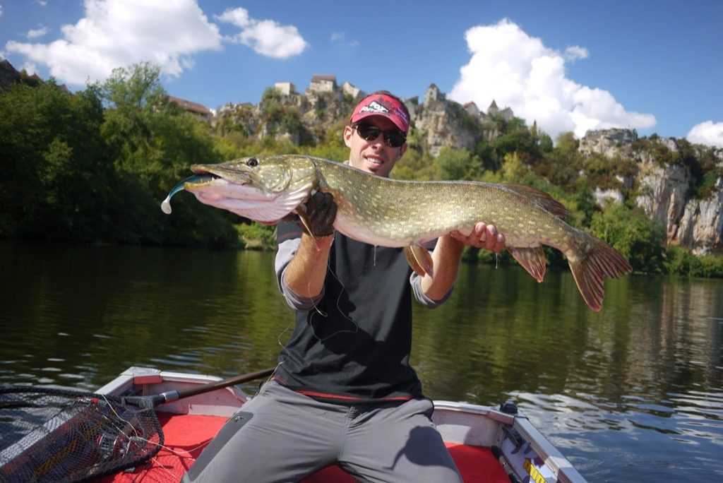 Sylvain Garza - Guide Moniteur de Pêche Carnassiers