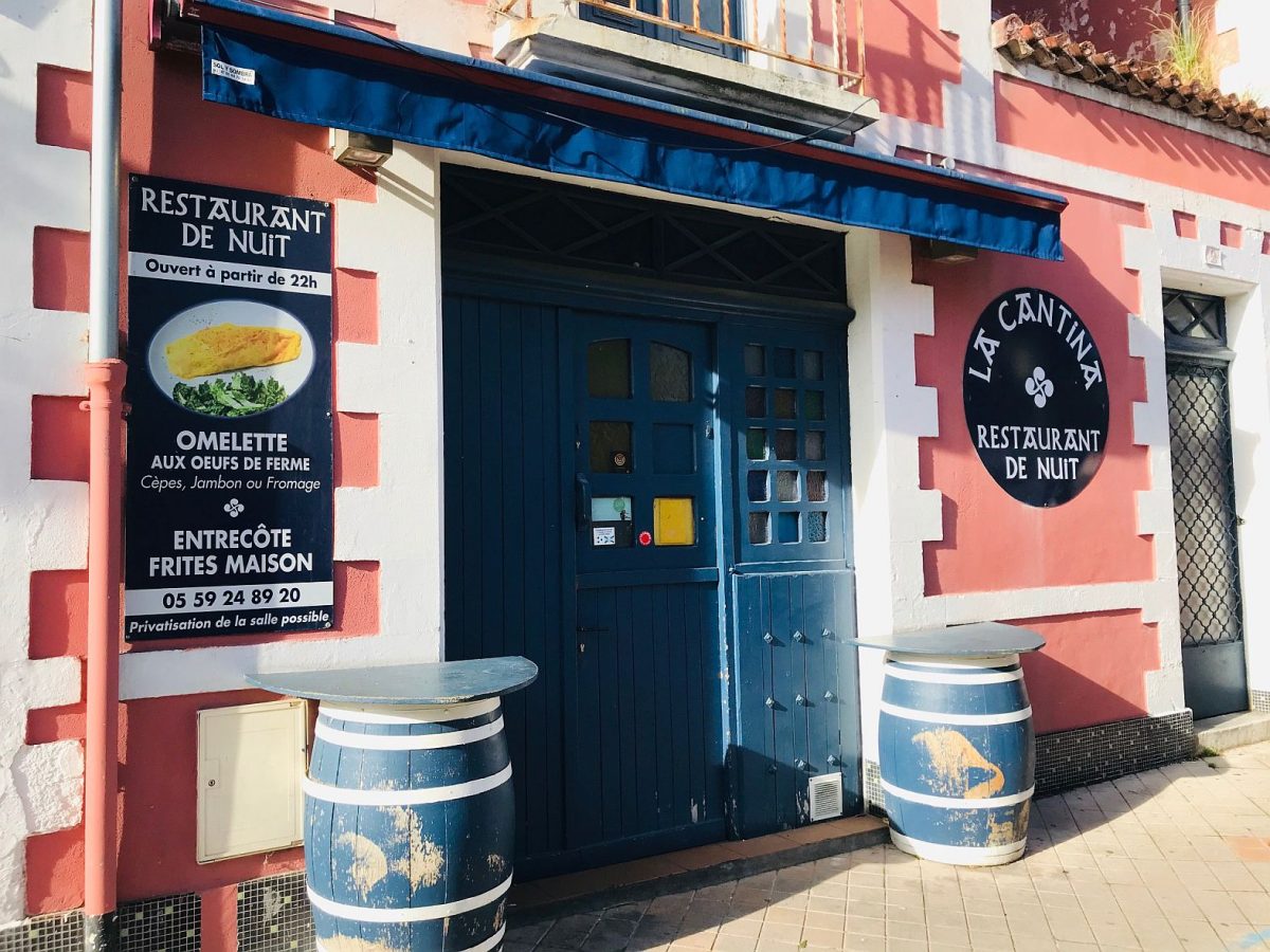 La Cantina