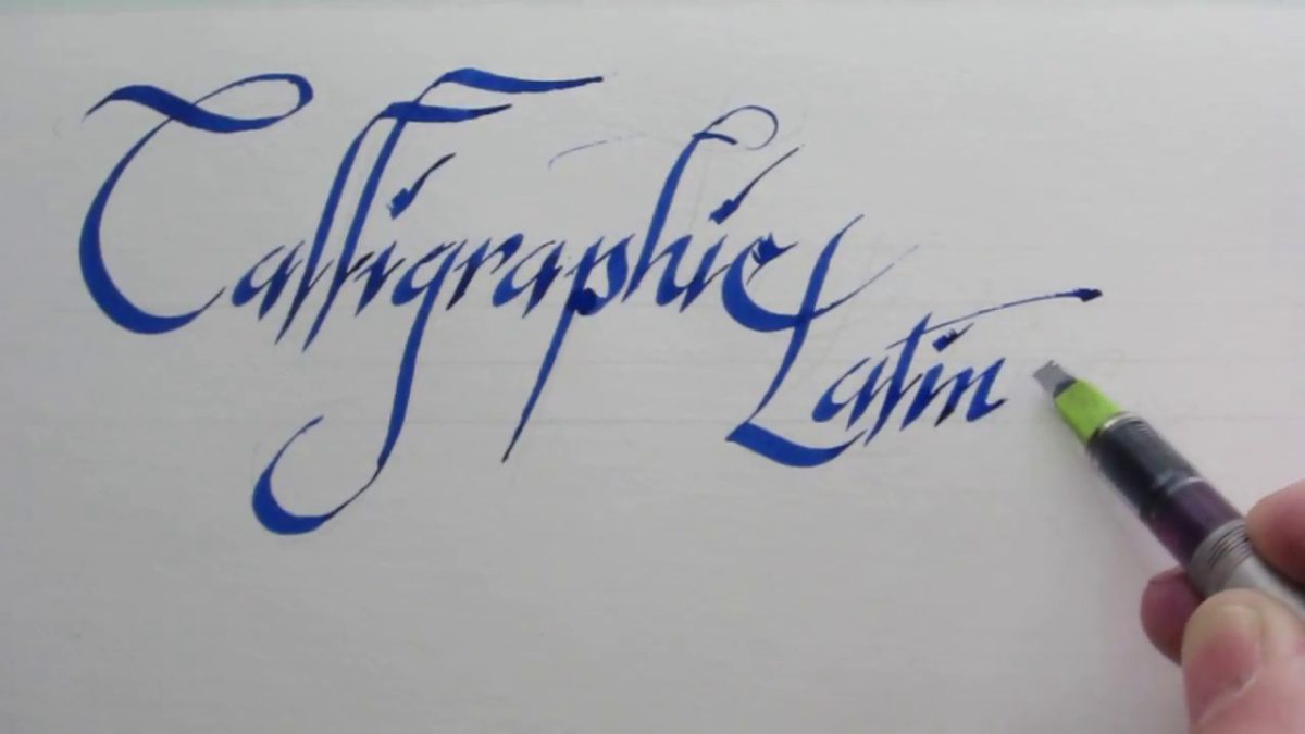 Initiation à la calligraphie latine