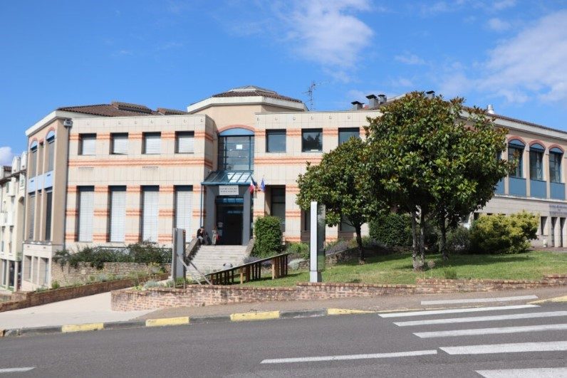 Bibliothèque Municipale Robert Margerit d'Isle