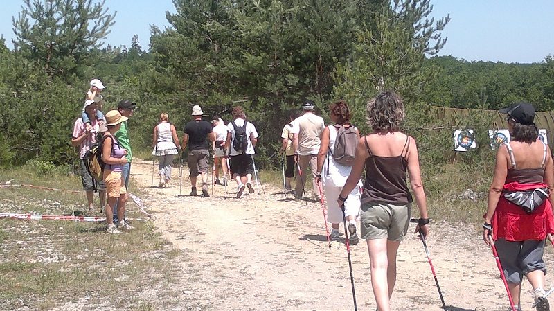 Parcours de marche nordique, parcours de santé et fitness sur le Causse de l'Isle