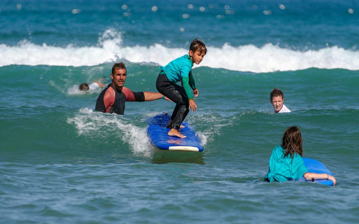 Ecole de Surf et Plongée sous marine Aquality School