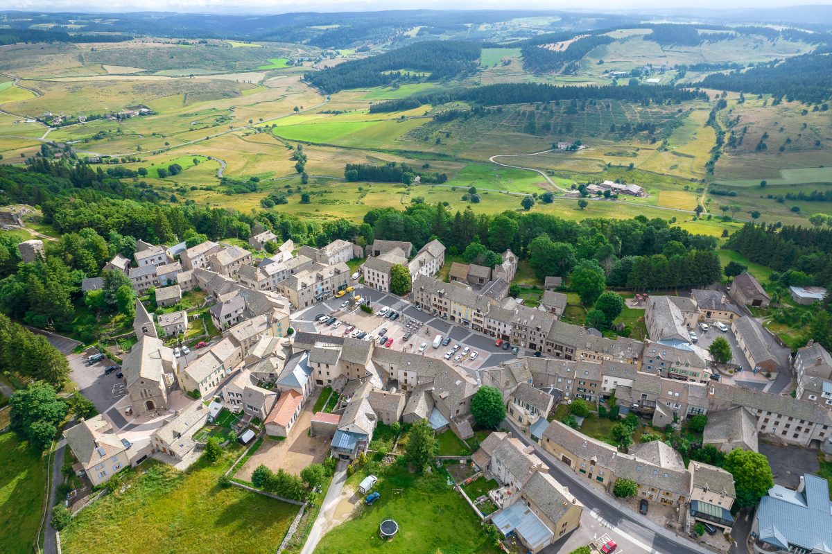 CENTRE HISTORIQUE DE CHATEAUNEUF-DE-RANDON