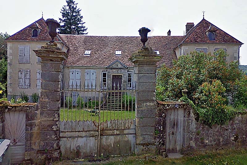 MAISON DE CARACTERE A PISSELOUP
