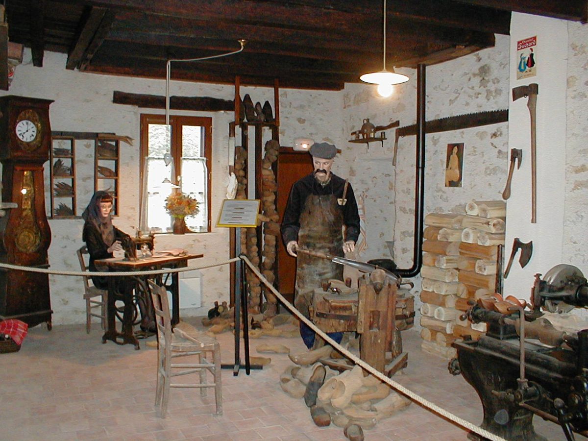 Maison du village et du sabotier