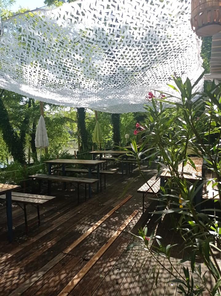 Solar Café