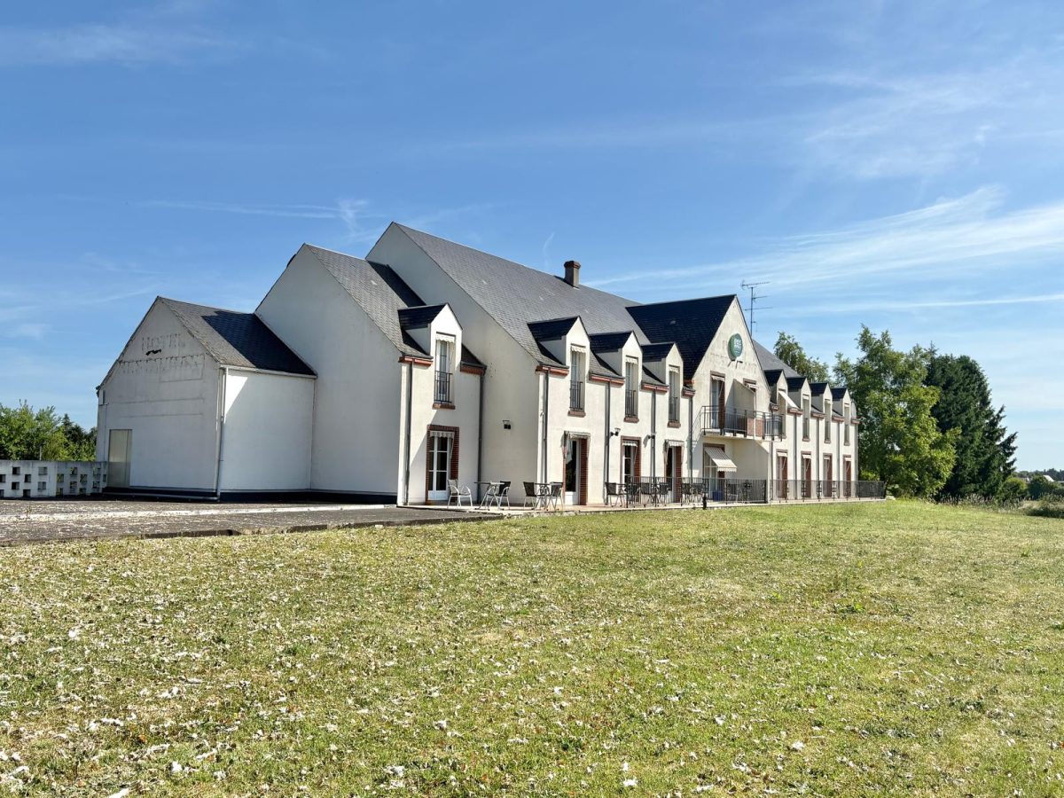 Logis Hôtel Sully le Château