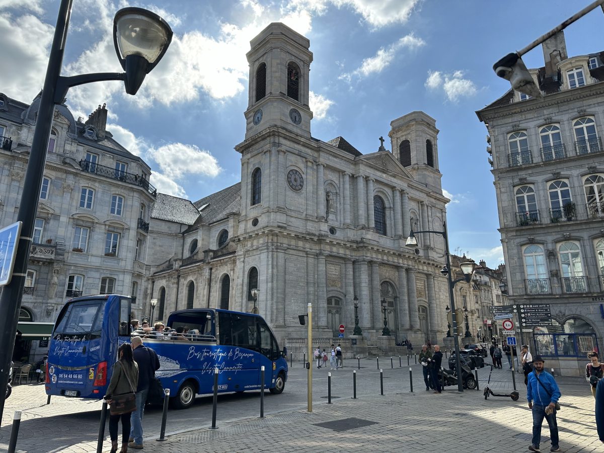 Bus Cabriolet Les Vedettes de Besançon