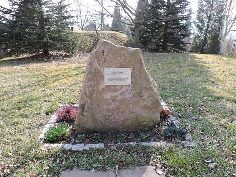 Stèle du Mongolfier