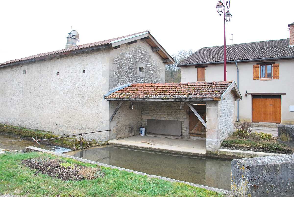 Petit lavoir de Fronville
