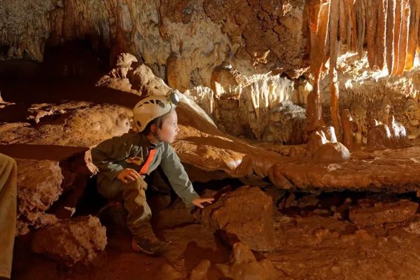 Kalapca : spéléologie en rivière souterraine