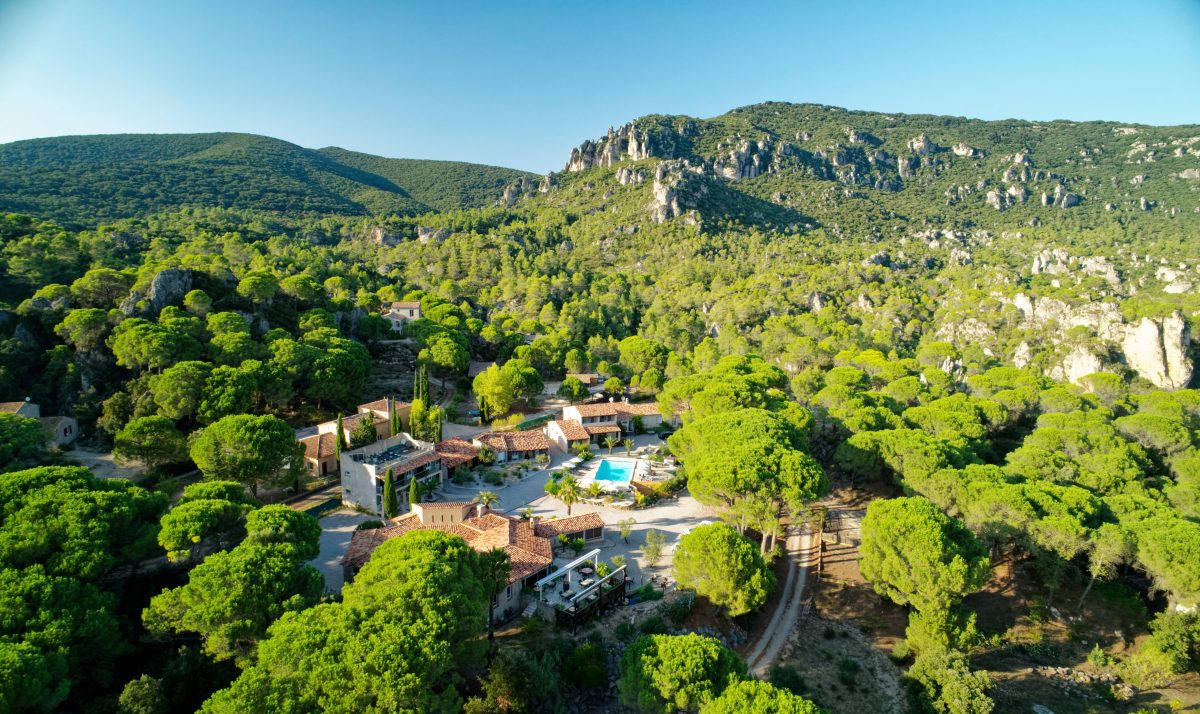 HOTEL-SPA*** "AUBERGE DE VAL MOUREZE"