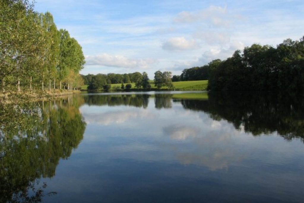 Lake Heritage Saint-Pardoux-le-Lac