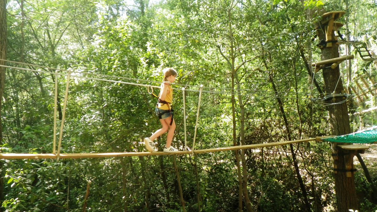ACCRODIABLE AVENTURE