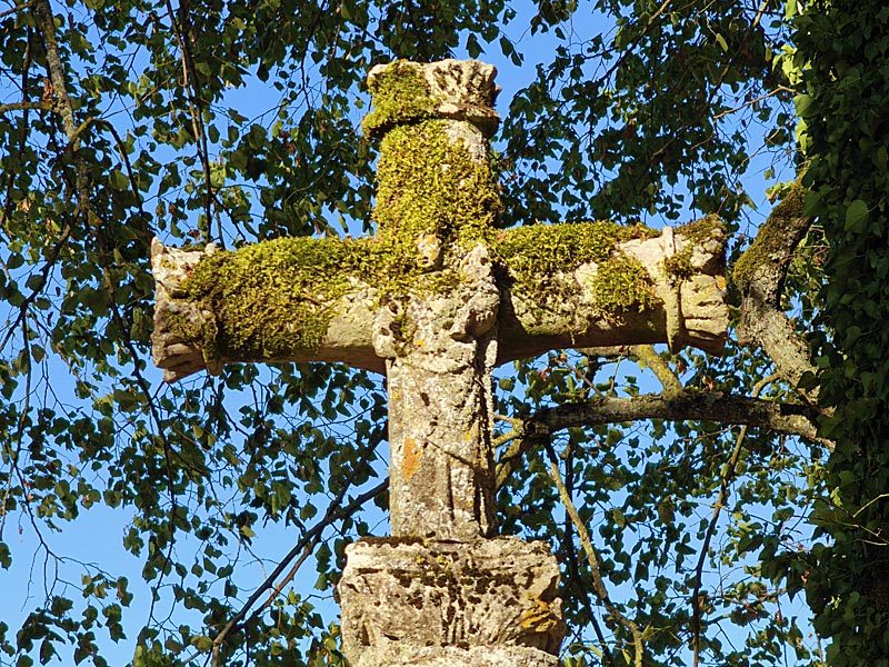 Croix de la Vierge de Charmoilles