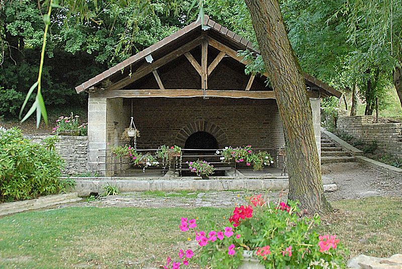 LAVOIR DE BUXIERES-LES-VILLIERS