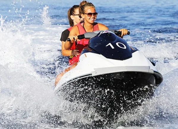 LOCATION DE JET SKI ET INITIATION