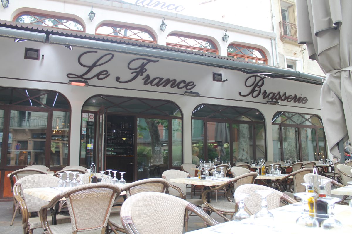 LE FRANCE