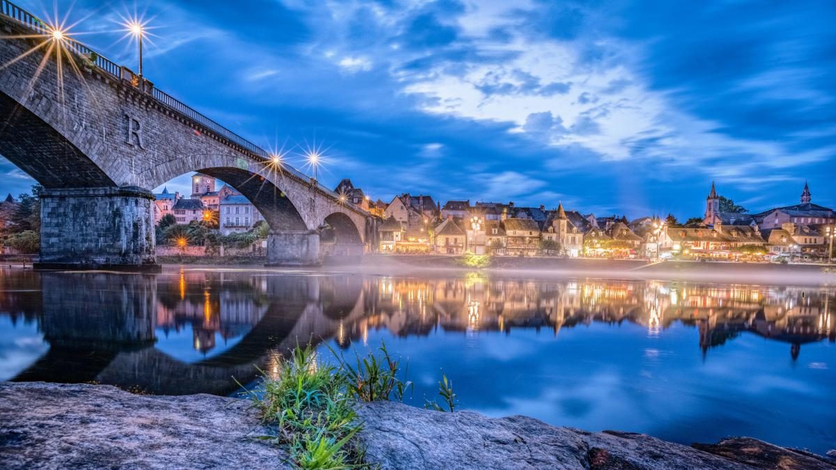 Les quais d'Argentat-sur-Dordogne