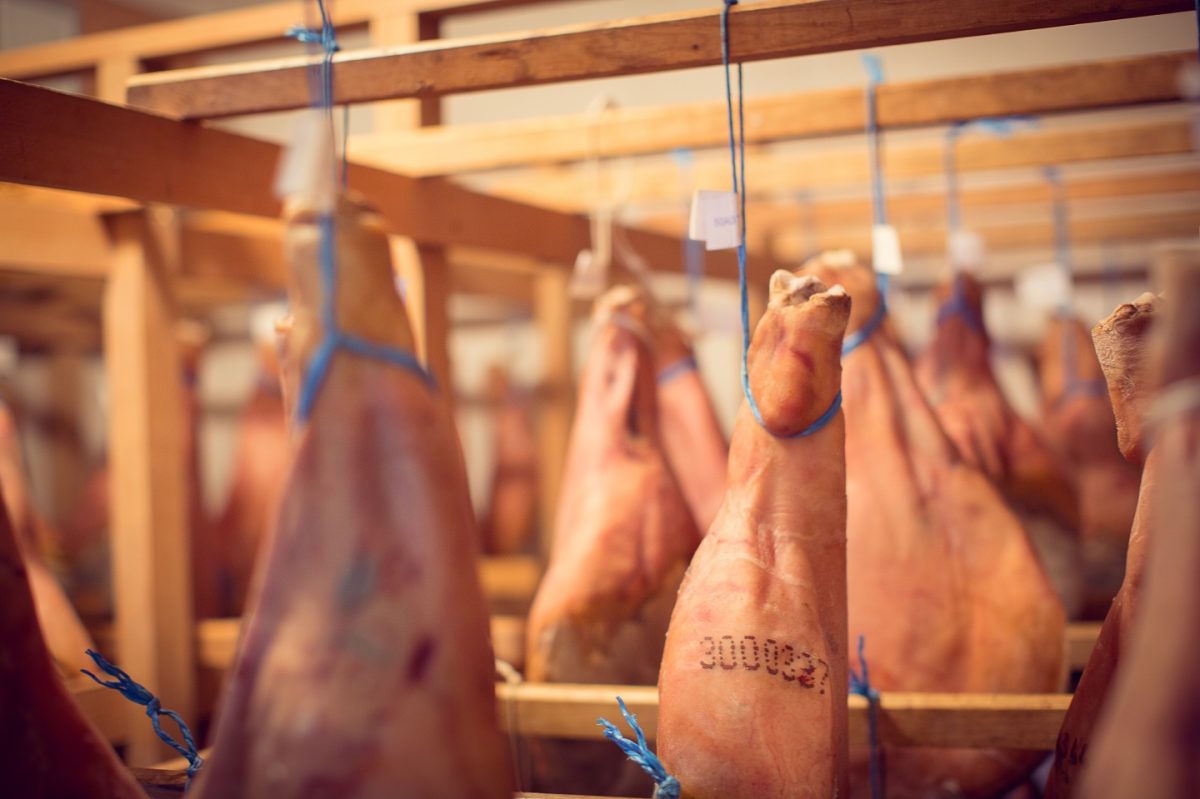 Artisan du jambon Pierre Ibaialde à Bayonne