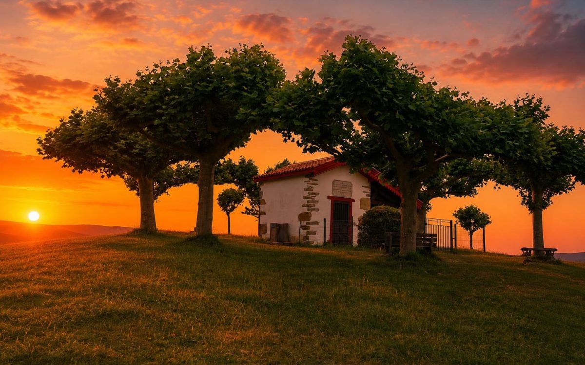 Randonnée au coucher du soleil à Soiartza