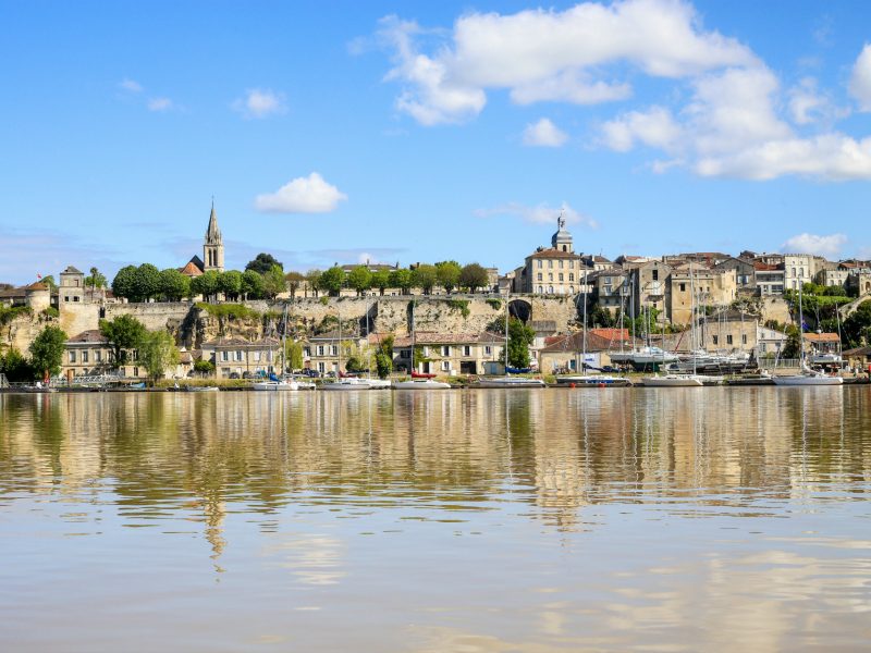 Port et halte nautique de Bourg