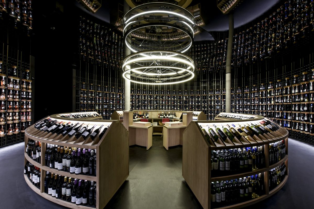Latitude 20 Le Wine Bar