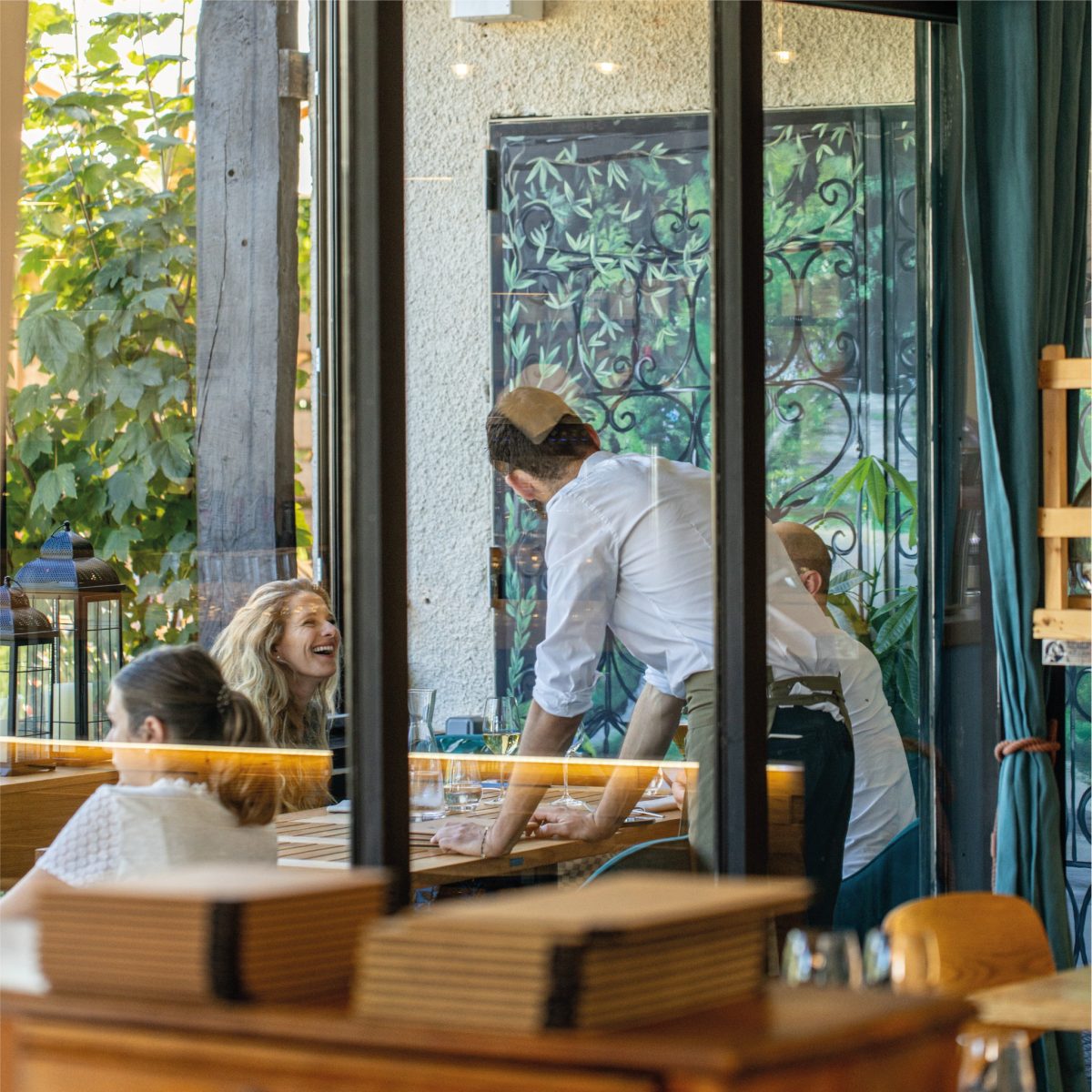 LA TABLE DE LAURENT