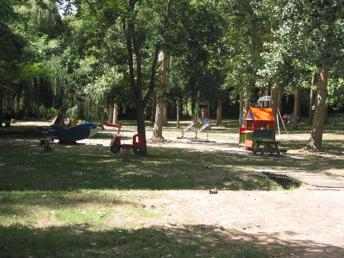 AIRE DE JEUX SAINT-VIDIAN