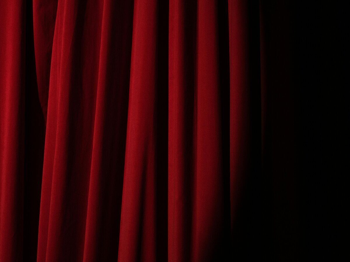 Théâtre "Mytho cherche menteuse pour relation sérieuse"