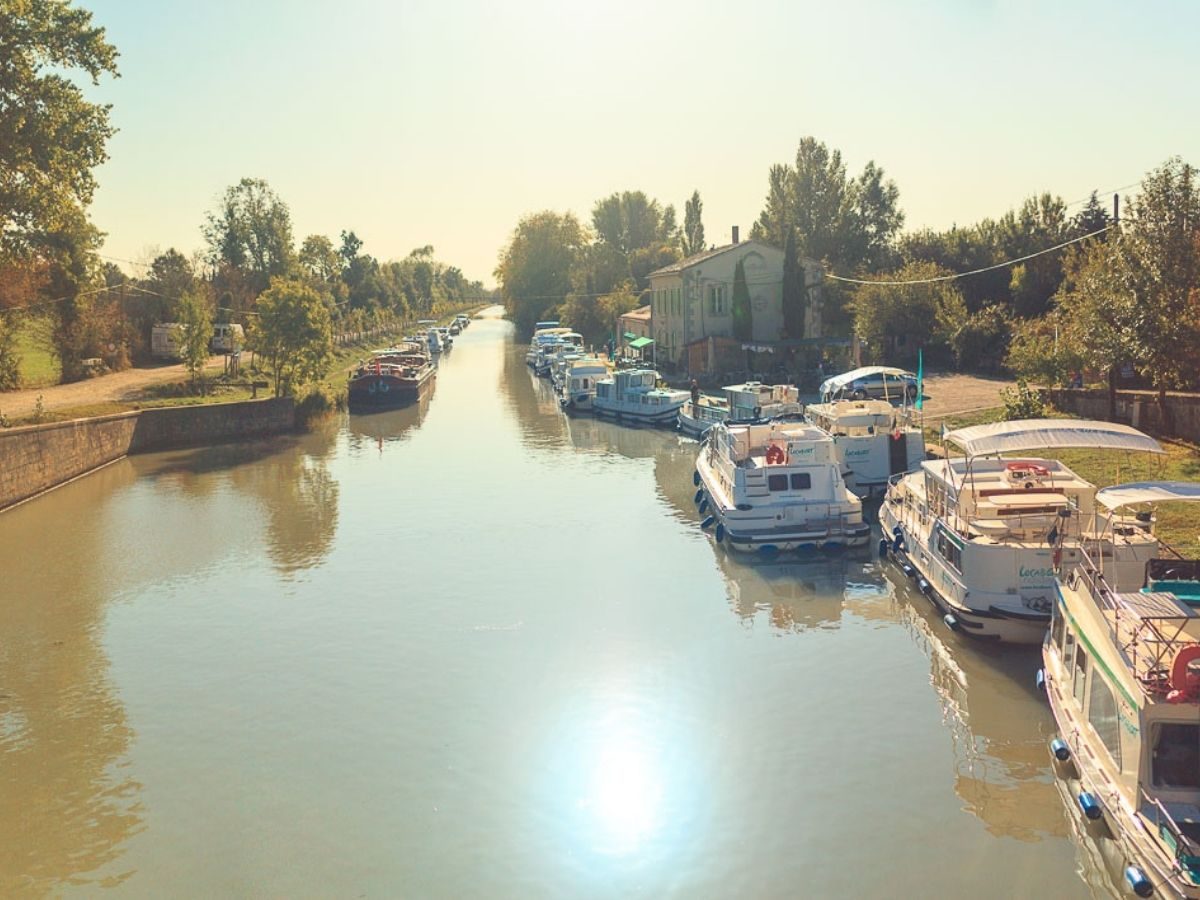 PORT FLUVIAL DE BRAM