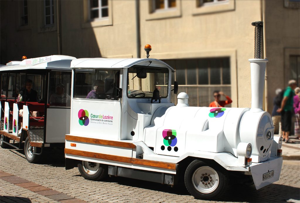 TOUR DE MENDE EN PETIT TRAIN TOURISTIQUE