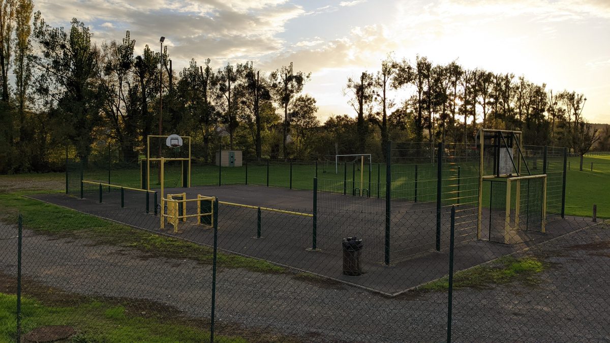 City Stade Coussay-Les-Bois