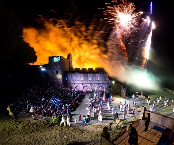 Spectacle son et lumière « Des pierres et des hommes »