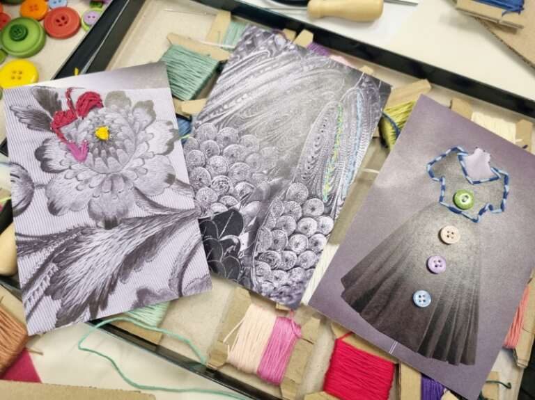 Atelier famille - cartes postales brodées