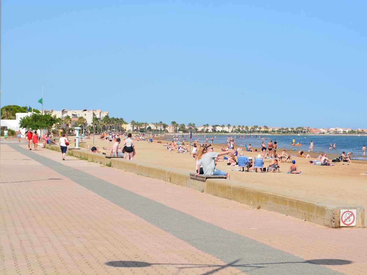 PLAGE DU GRAZEL - POSTE DE SECOURS N°6