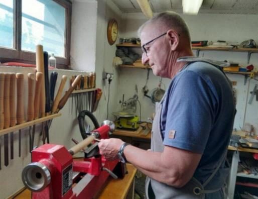 Le styloo - création artisanale de stylos en bois