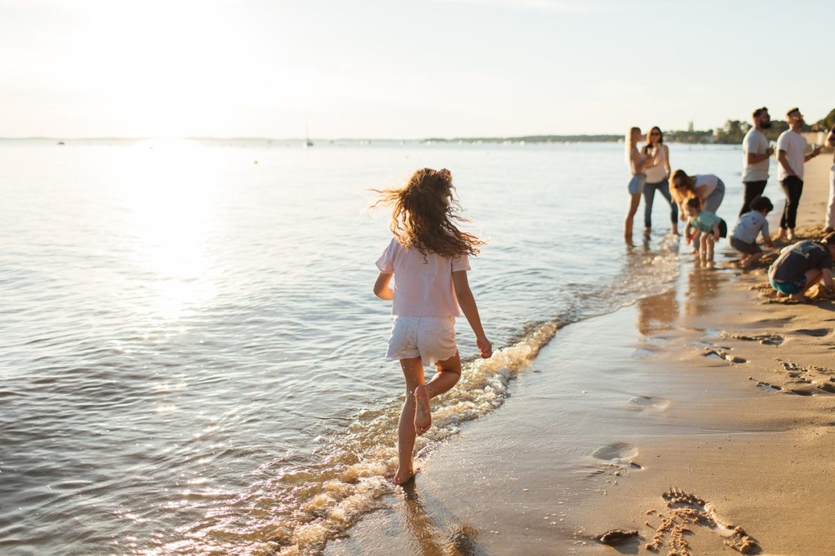 Lectures enfantines "Heure joyeuse" à la plage