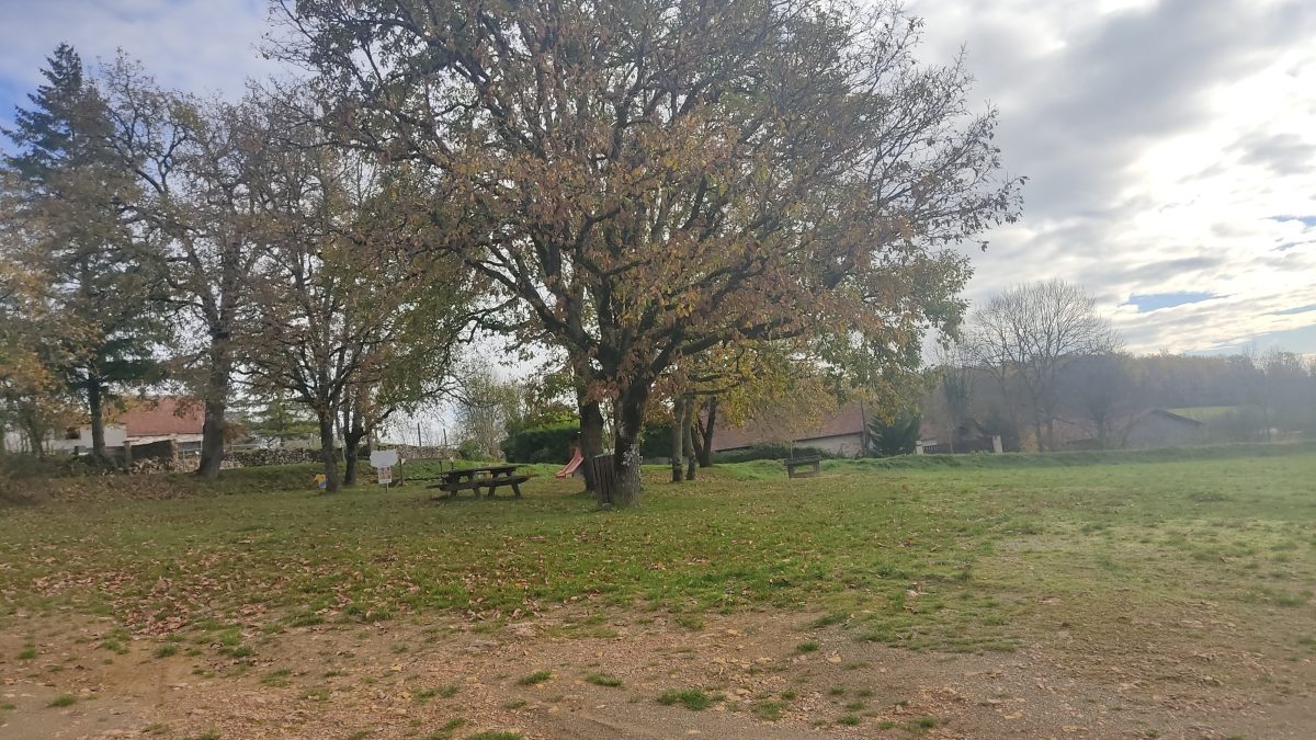 Aire de pique-nique Stade