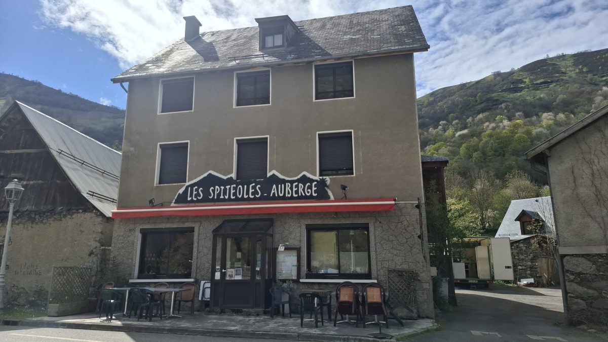 LES SPIJEOLES