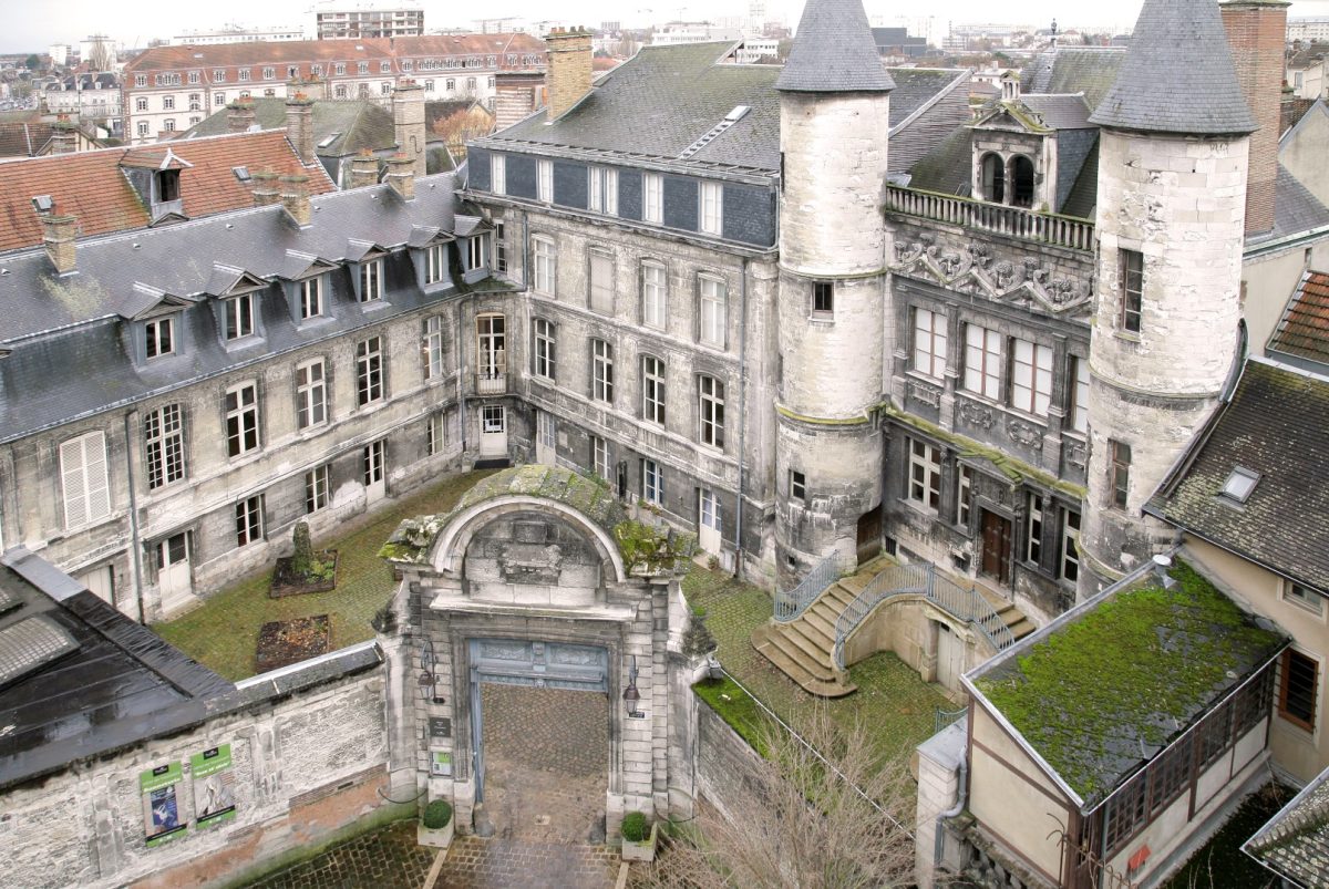 Musée de la Maille - mode et industrie – Hôtel de Vauluisant