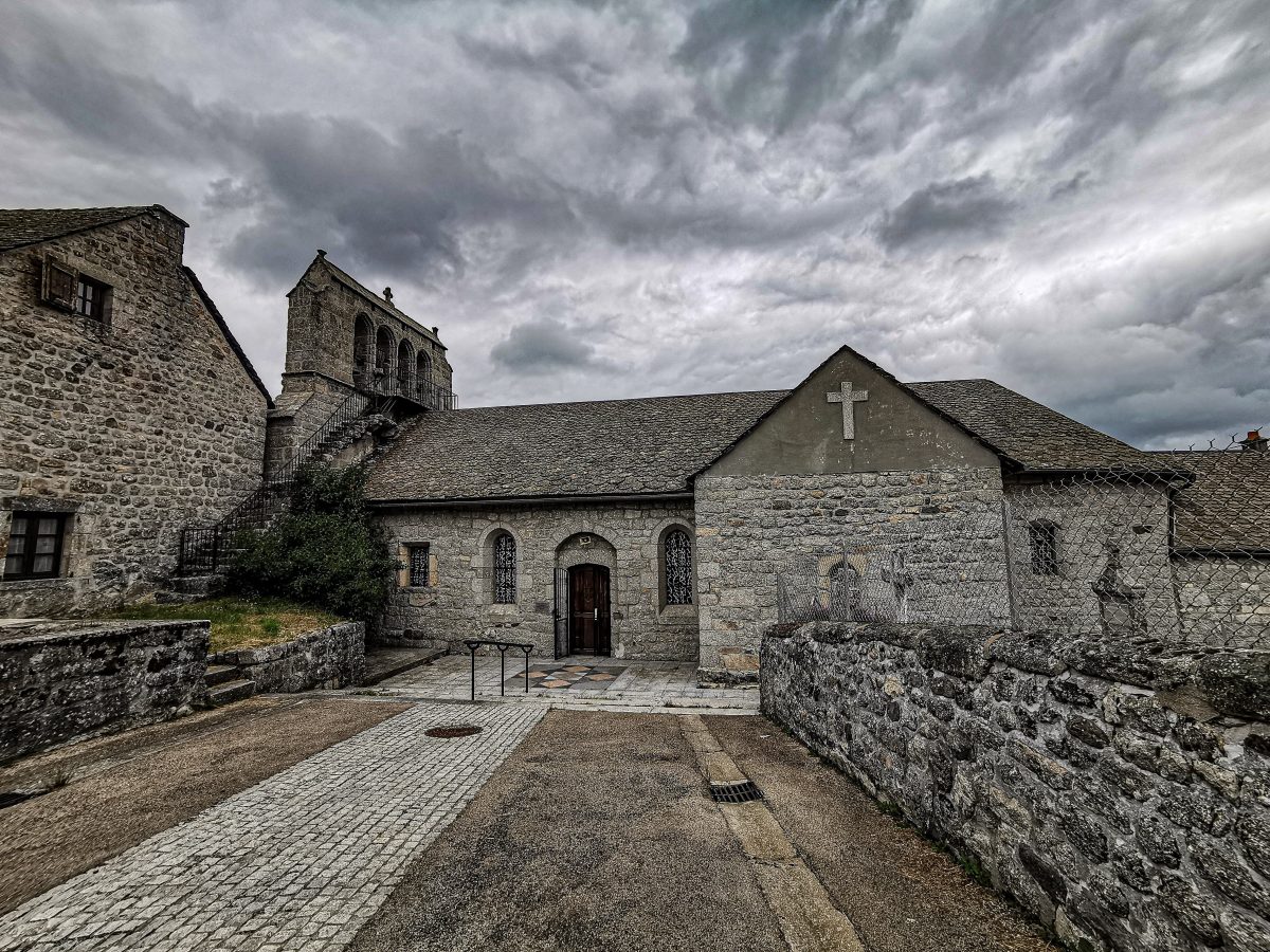 EGLISE SAINT-PIERRE ET SAINT-PAUL