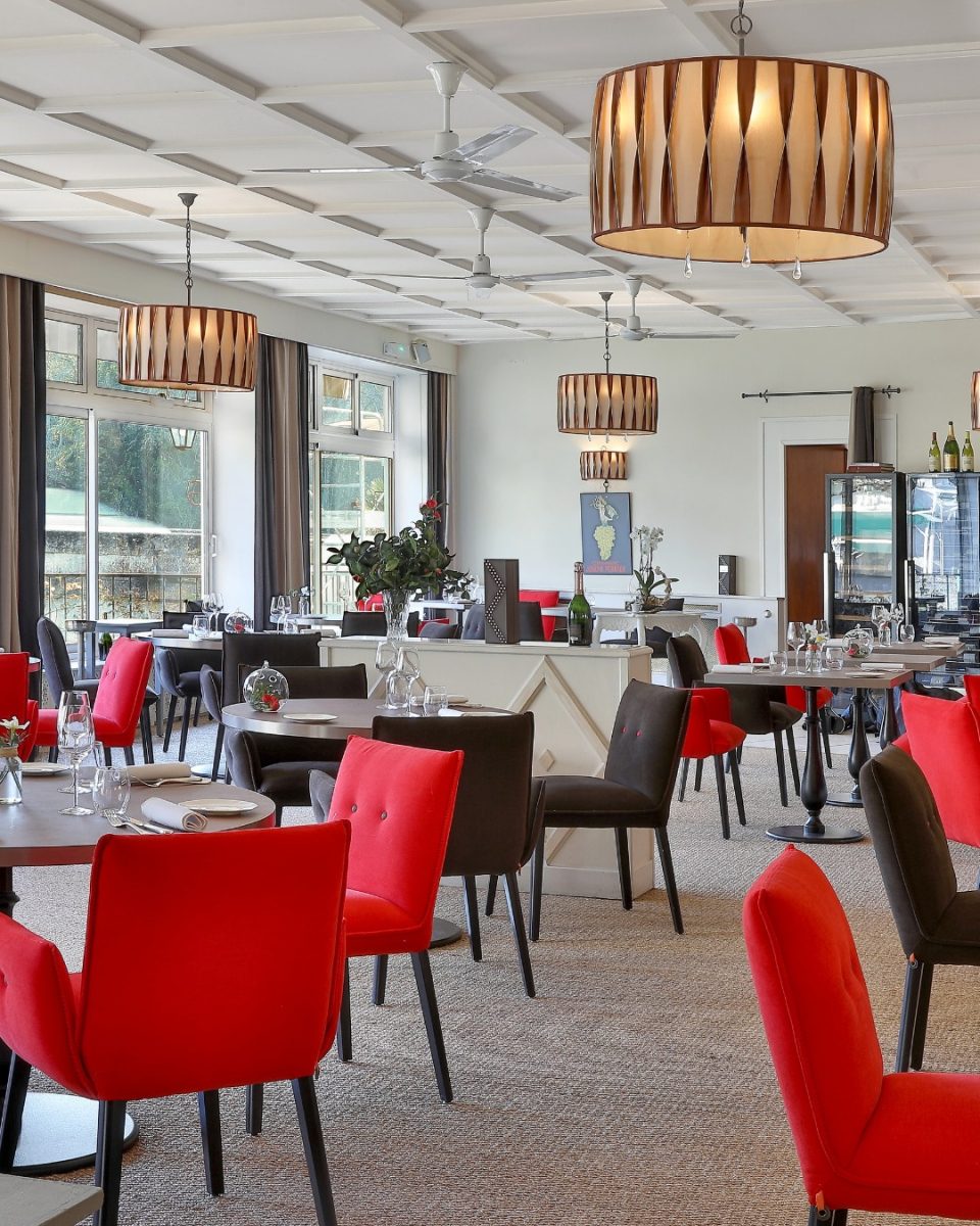 Hôtel Restaurant Charbonnel