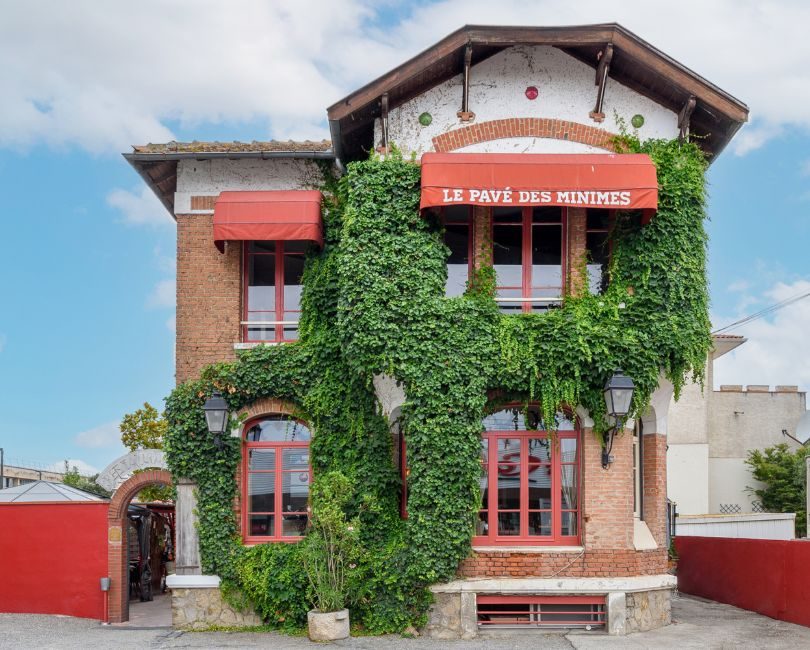 LE PAVÉ DES MINIMES