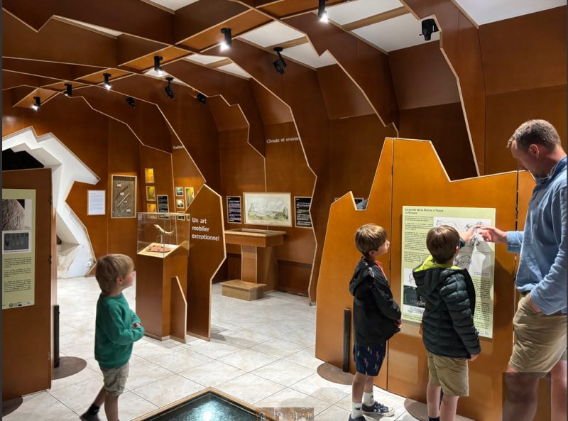 Espace Muséographique Pierre Bourrinet de la grotte préhistorique